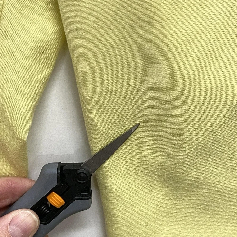 Vintage Levi's Sportswear Yellow‎ Action Slacks Men's 38x27.5 Flat Front Golf